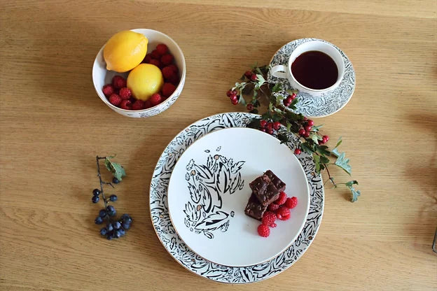 Cheshire Side Plates Set of 2 with Giftbox