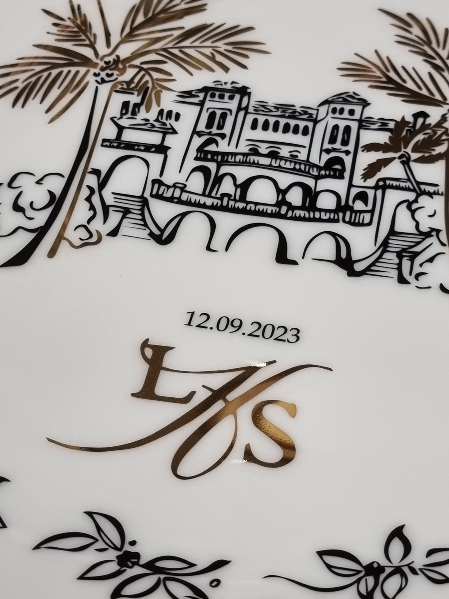 Wedding Venue Gold Detail Plate